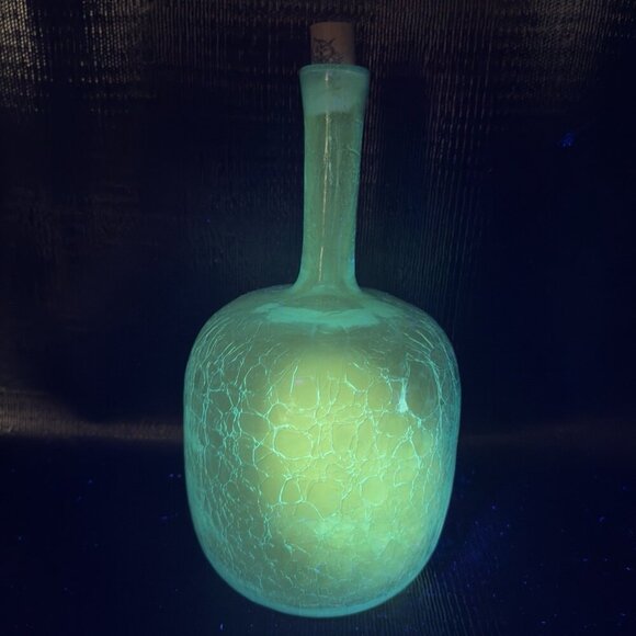 Blenko Blue Crackle Glass Bottle Decanter Vase Hand Blown Manganese 365nm Glow - Picture 12 of 16